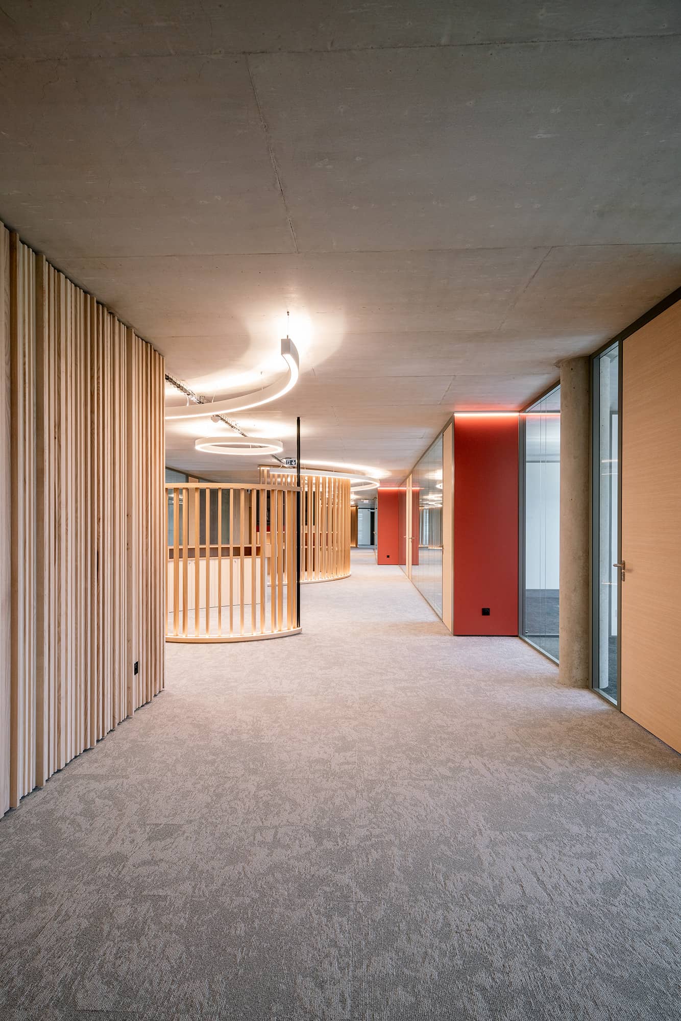 Featured image for “Des bureaux de haute facture dans l’immeuble Zash”